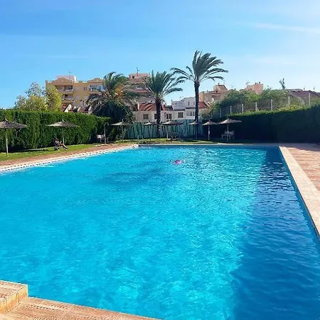 Apartamento A Bright For 2 With Private Parking On The Torrevieja